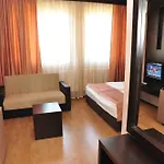 Luxor Complex 3*